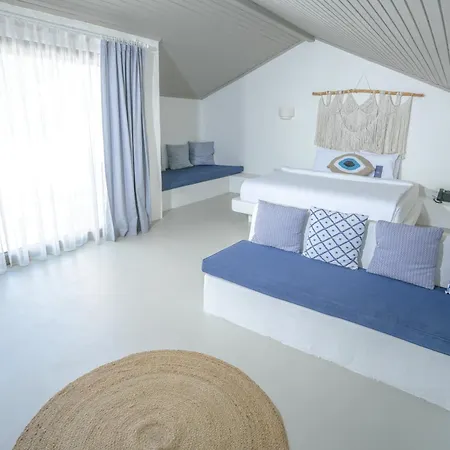 Kassandra Boutique 2*